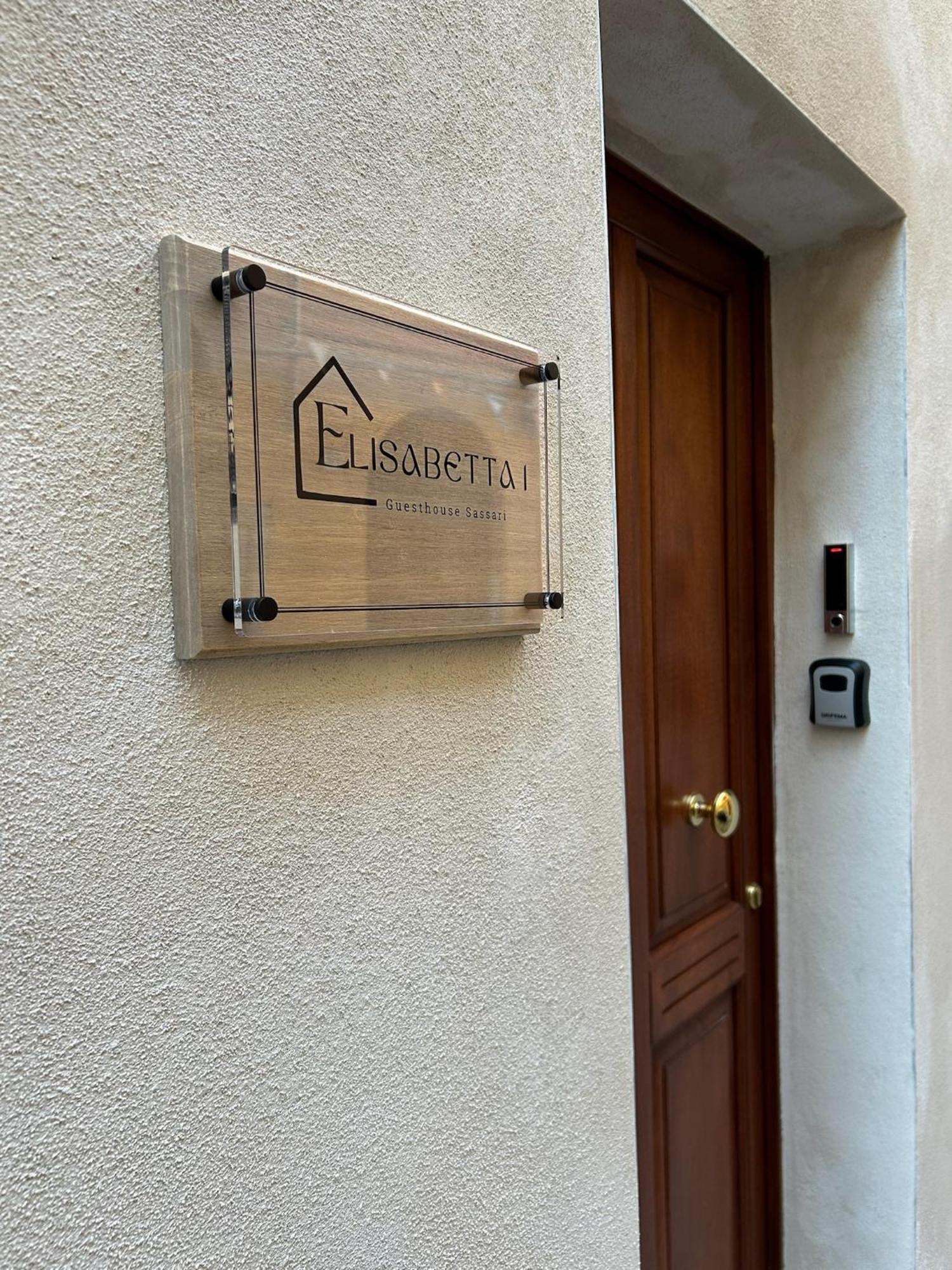 Elisabetta1 Guesthouse Sassari Ngoại thất bức ảnh